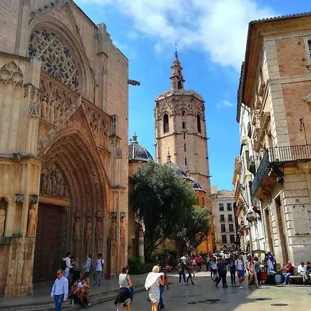 Cosy, Proche De La Gare, Centre *