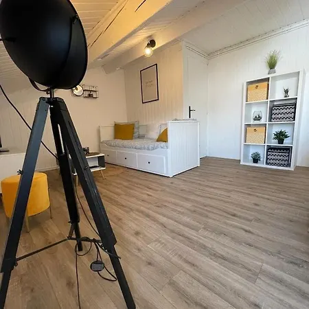 Cosy, Proche De La Gare, Centre Valence (Drome)